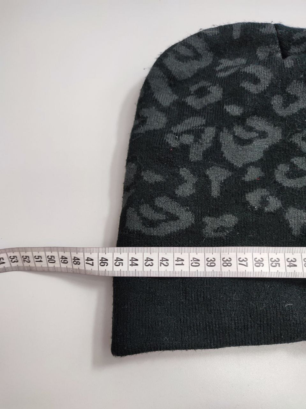 Шапка с принтом