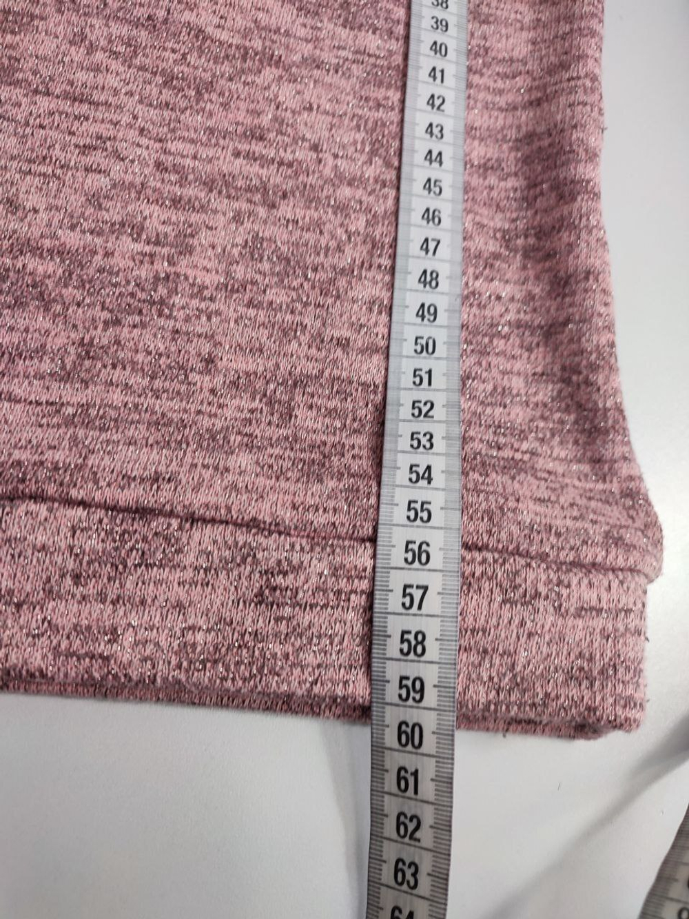 Джемпер Oodji нежного цвета 42 размер