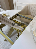 Круглый раздвижной стол "Бонжур", керамогранит, белый мрамор и стулья "Версаль"