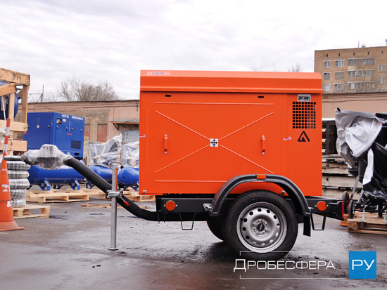 Винтовой компрессор ЗИФ-СВЭ-5,2/0,7 на шасси с пакетом "Север" от -40°С