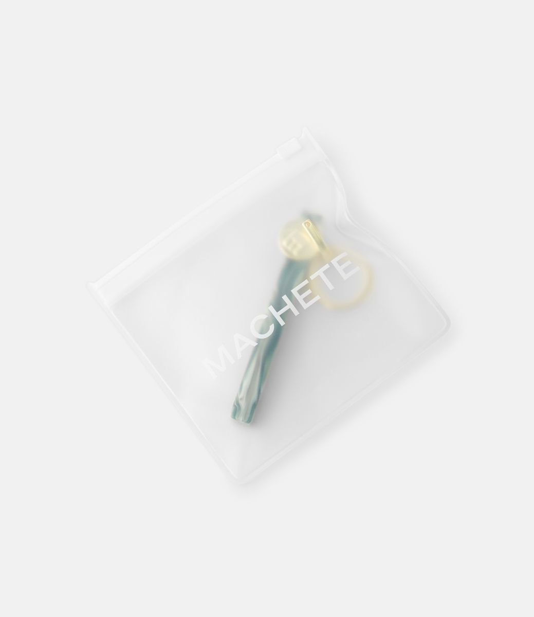 Machete Bar Keychain in Stromanthe — брелок из ацетата
