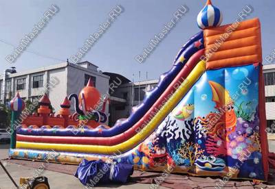 Надувная горка "Осьминог на вершине"