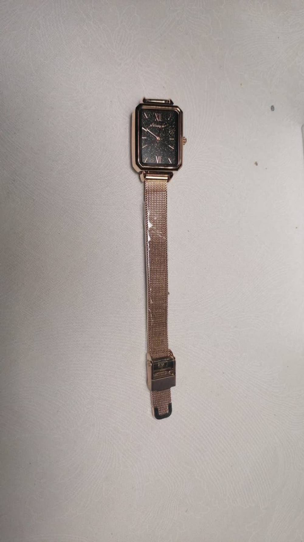 Часы наручные женские кварцевые