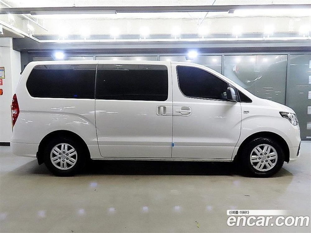 Hyundai The New Grand Starex Van 5인승 (10.2019)