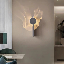 Невероятно красивый бра