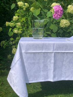 Скатерть 180 и 8 салфеток EmilioGatti Florida белые