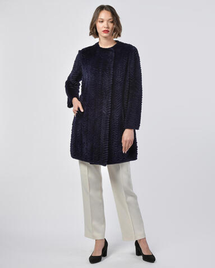 Полупальто из меха бобра на шерстяной основе