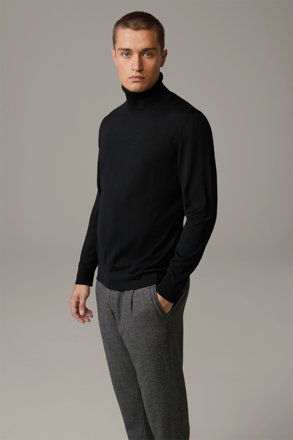 Свитер мужской STRELLSON