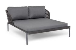 "Позитано" лежак плетеный из роупа, каркас алюминий темно-серый (RAL7024) муар, роуп темно-серый круглый, ткань темно-серая 027