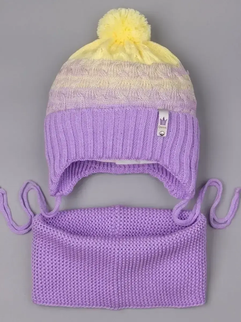 Шапка для девочки осенняя вязаная и снуд