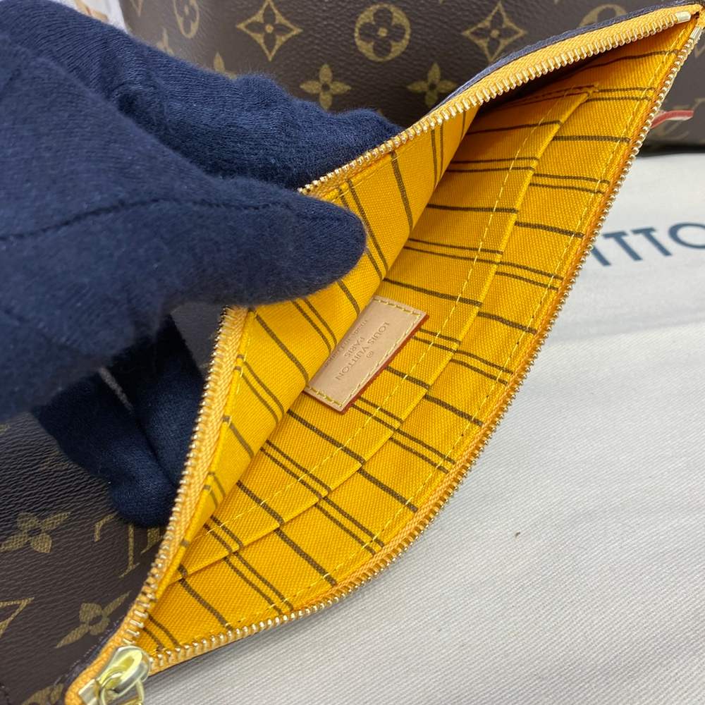 Louis Vuitton Neverfull MM
