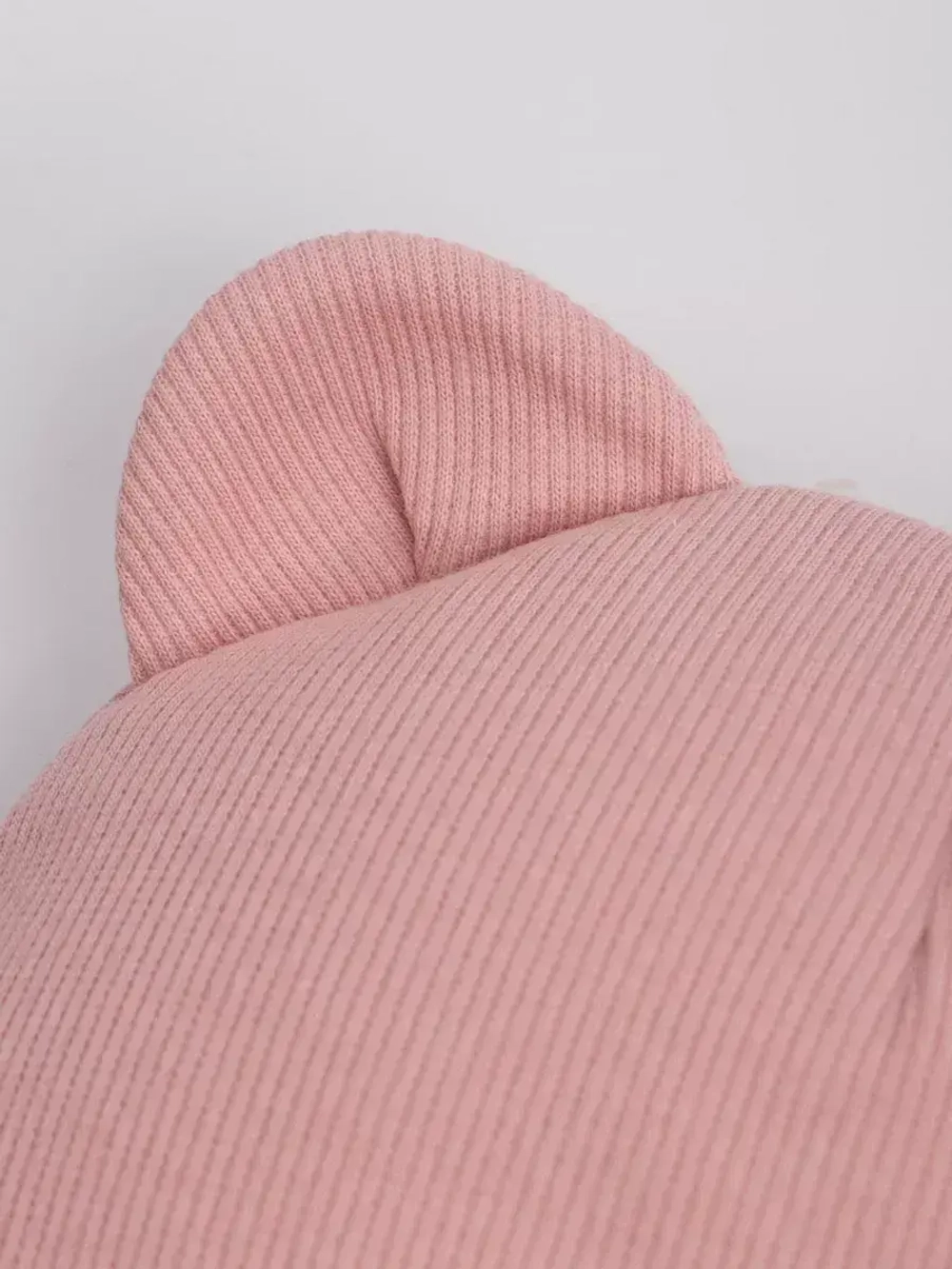 Шапка для девочки осенняя с ушками и снуд