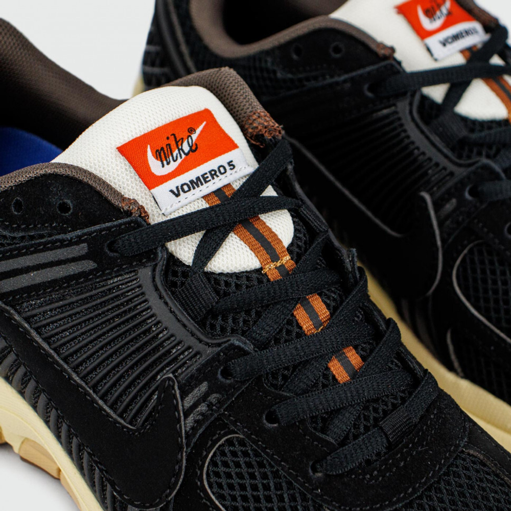 кроссовки Nike Zoom Vomero 5 Black / Gum