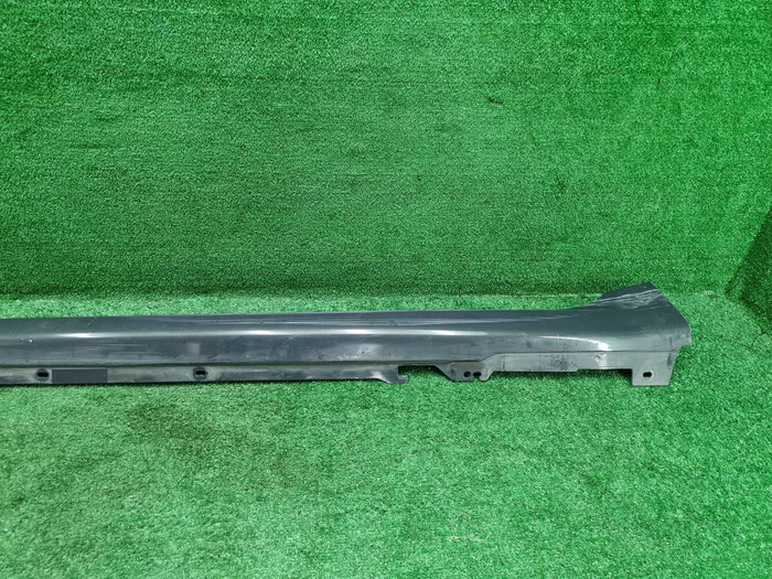 Накладка порога левая BMW M8 F93 (2019-н.в.)