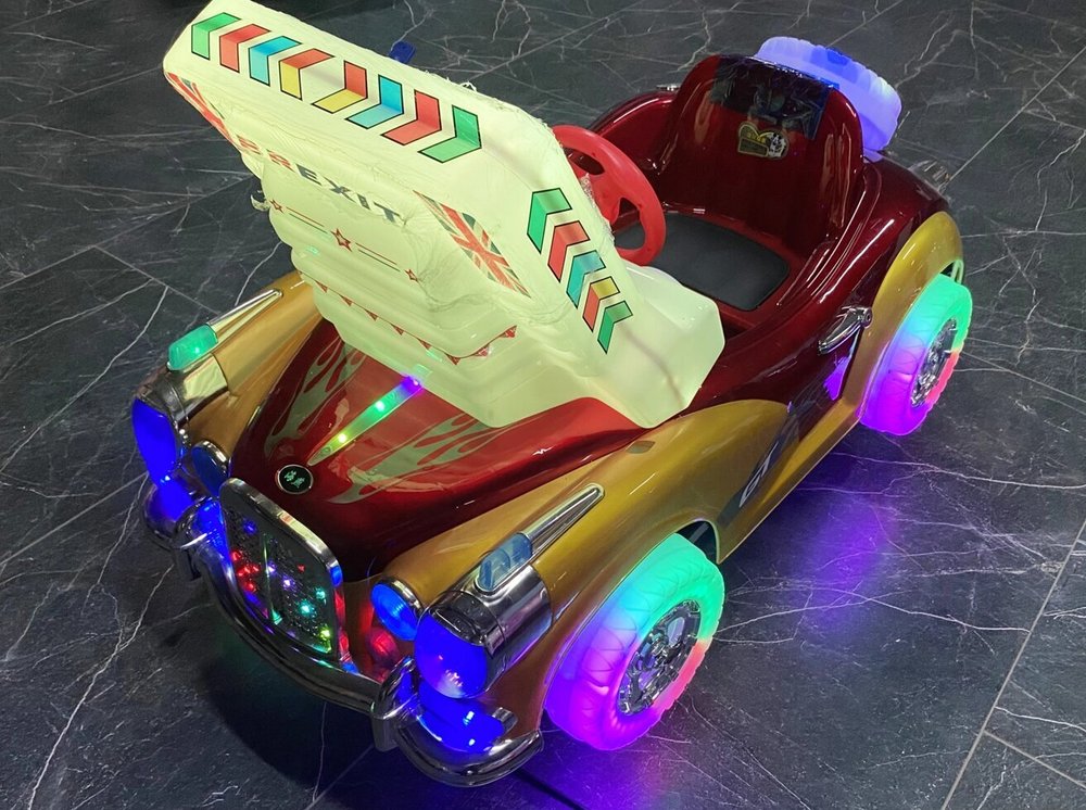 аттракцион качалка, детская качалка с видеоигрой, качалка с видео игрой для детской комнаты, дорогие качалки с игрой, автомат качалка, качалка с монетоприемником, аттракцион качалка с видео игрой