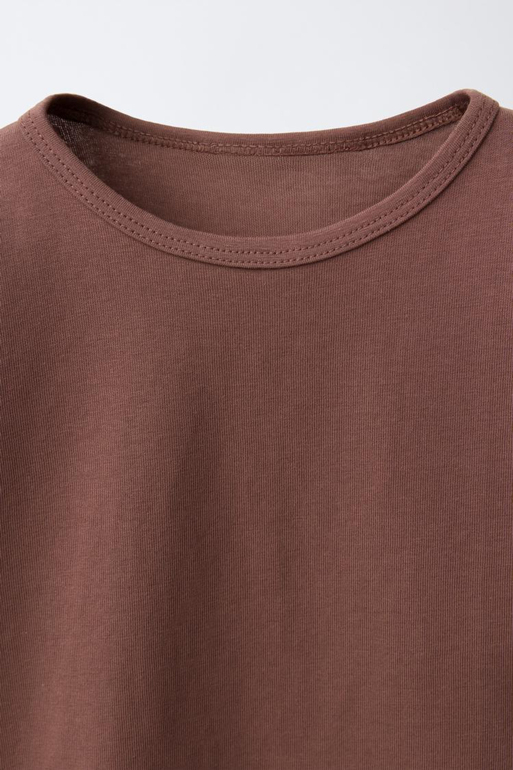 ZARA ОДНОТОННАЯ ФУТБОЛКА, СВЕТЛО-КОРИЧНЕВЫЙ