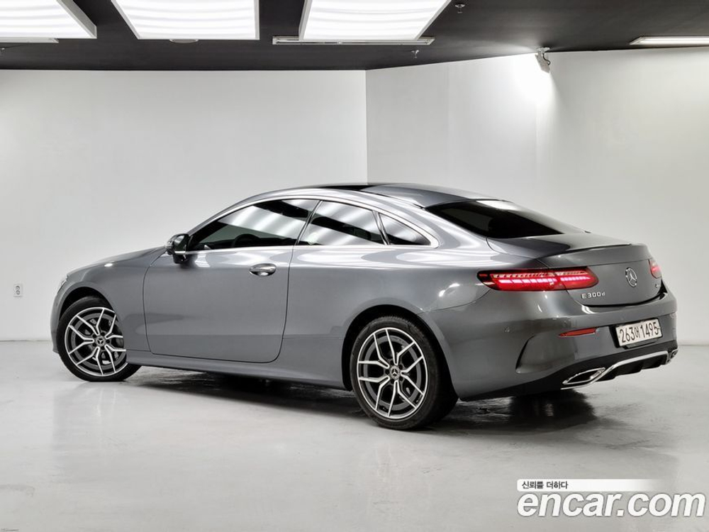 Mercedes-Benz E-Class W213 E300d 4MATIC Coupe (01.2023)