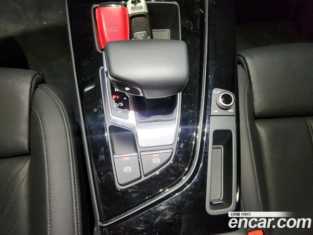Audi A4 (B9) 40 TFSI Premium (12.2020)
