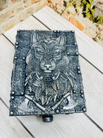 Шкатулка-пенал "Волк"