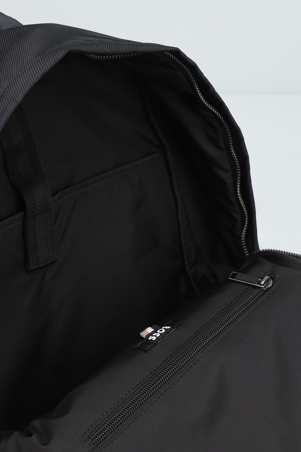 Рюкзак мужской BOSS Catch_3.0_Backpack 10249707 01