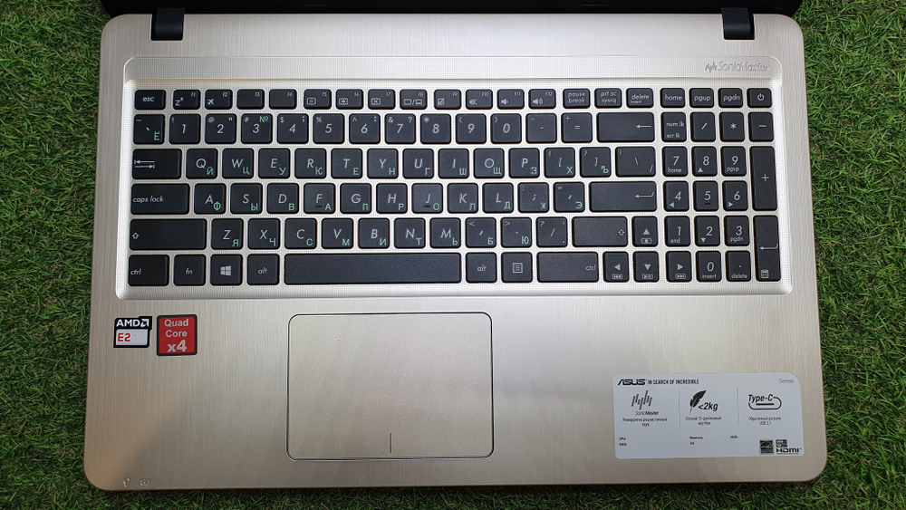 Ноутбук ASUS AMD/4Gb/VivoBook R540YA-XO808T 90NB0CN1-M12080/Windows 10