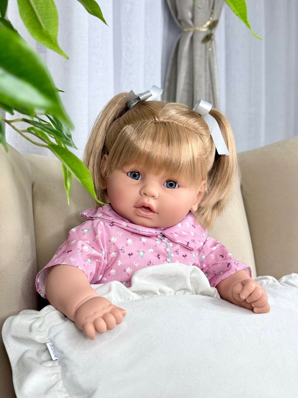 Кукла Berbesa мягконабивная 62см Dulzona (8059S)