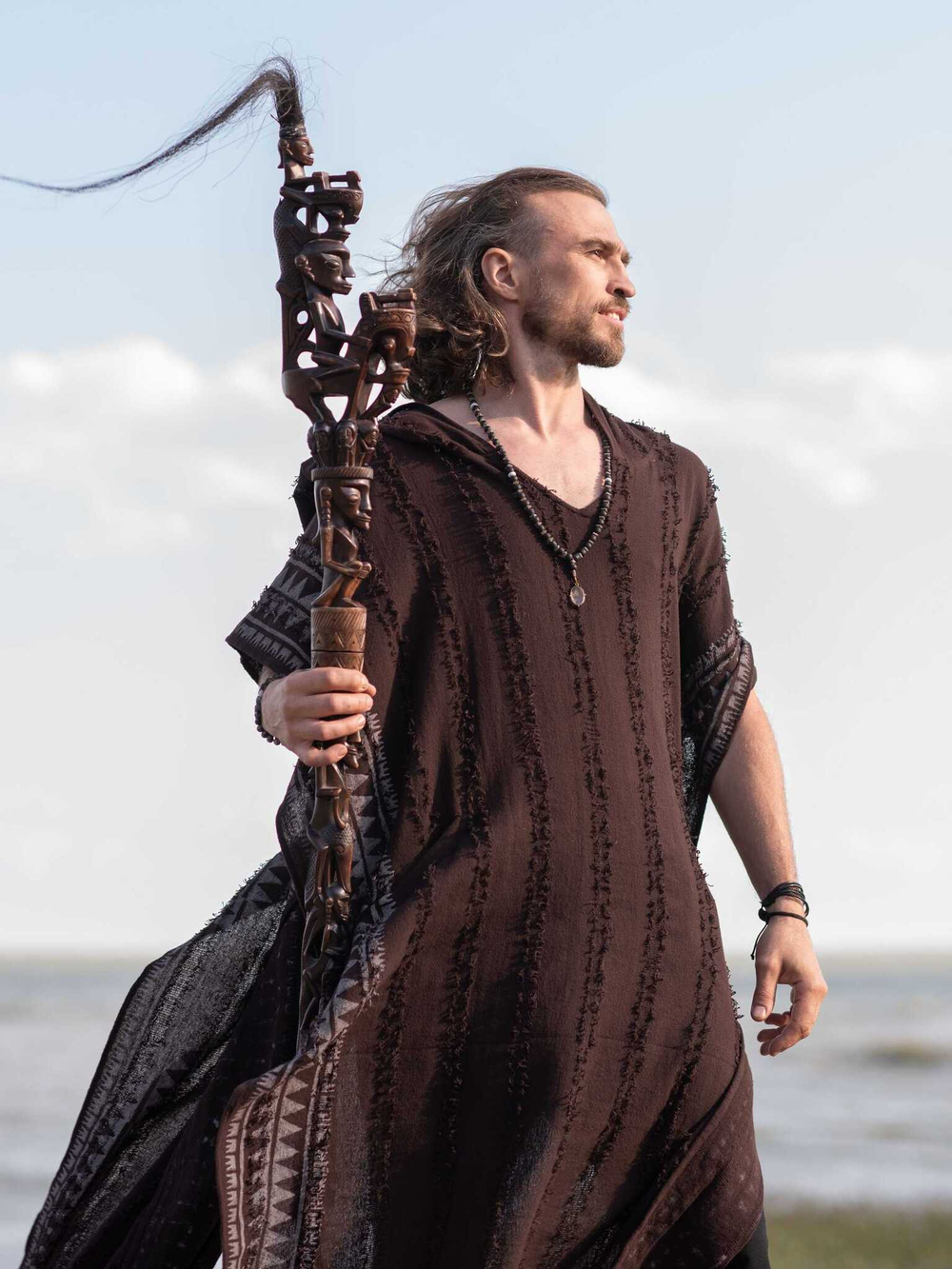 Накидка-пончо с капюшоном Tribal (коричневая)