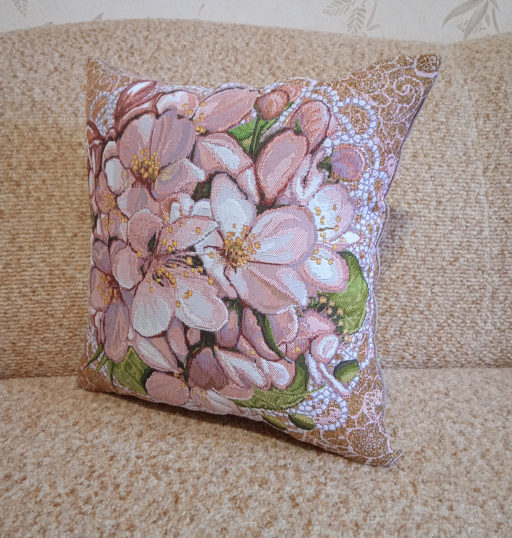 Декоративный гобеленовый чехол для интерьерной подушки Очарование 38*38