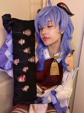 Мини дакимакура Эйтиз арт. M1034, 60х20 см