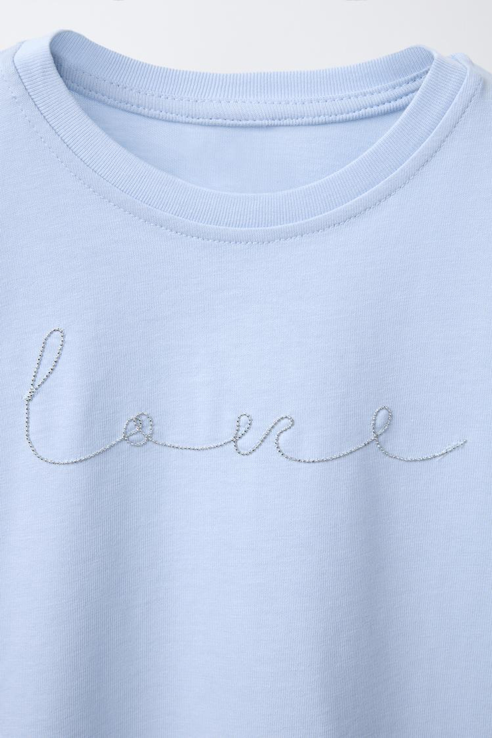 ZARA ФУТБОЛКА С КОНТРАСТНЫМИ ЦВЕТКАМИ, СИНИЙ