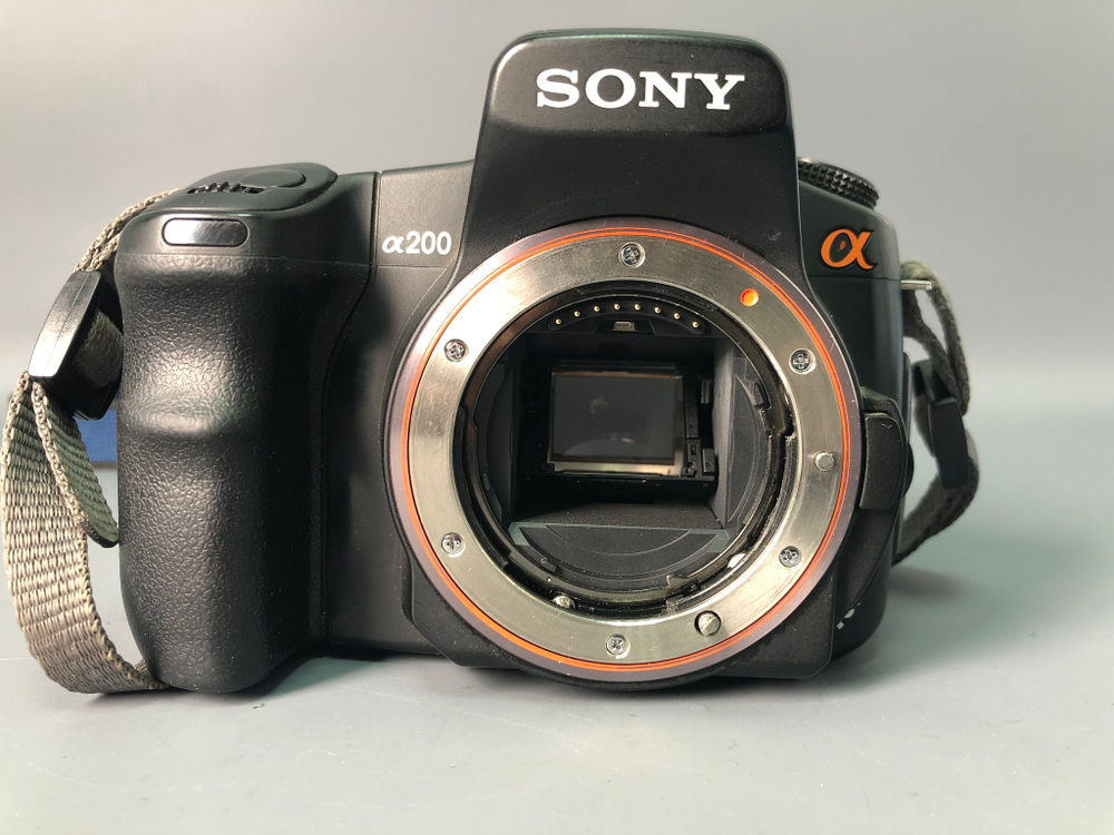 Sony A200