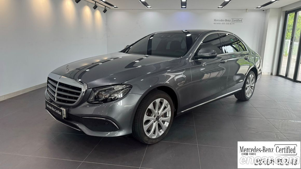 Mercedes-Benz E-Class W213 E300 4MATIC Exclusive (10.2019)
