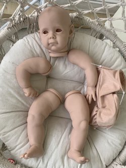 Набор для изготовления силиконовой куклы Реборн 55см (UN047A)