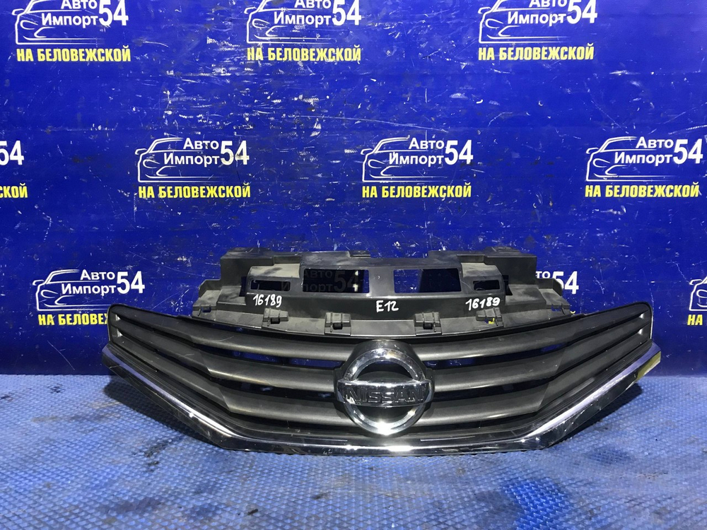 Решетка радиатора NISSAN NOTE 2012-2016