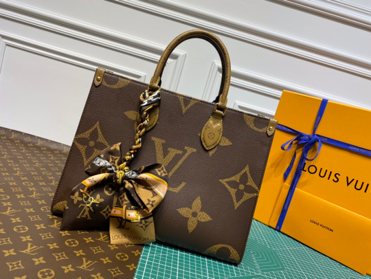 Louis Vuitton Onthego MM