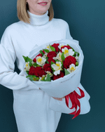 Букет из красной розы и альстромерии(00459)