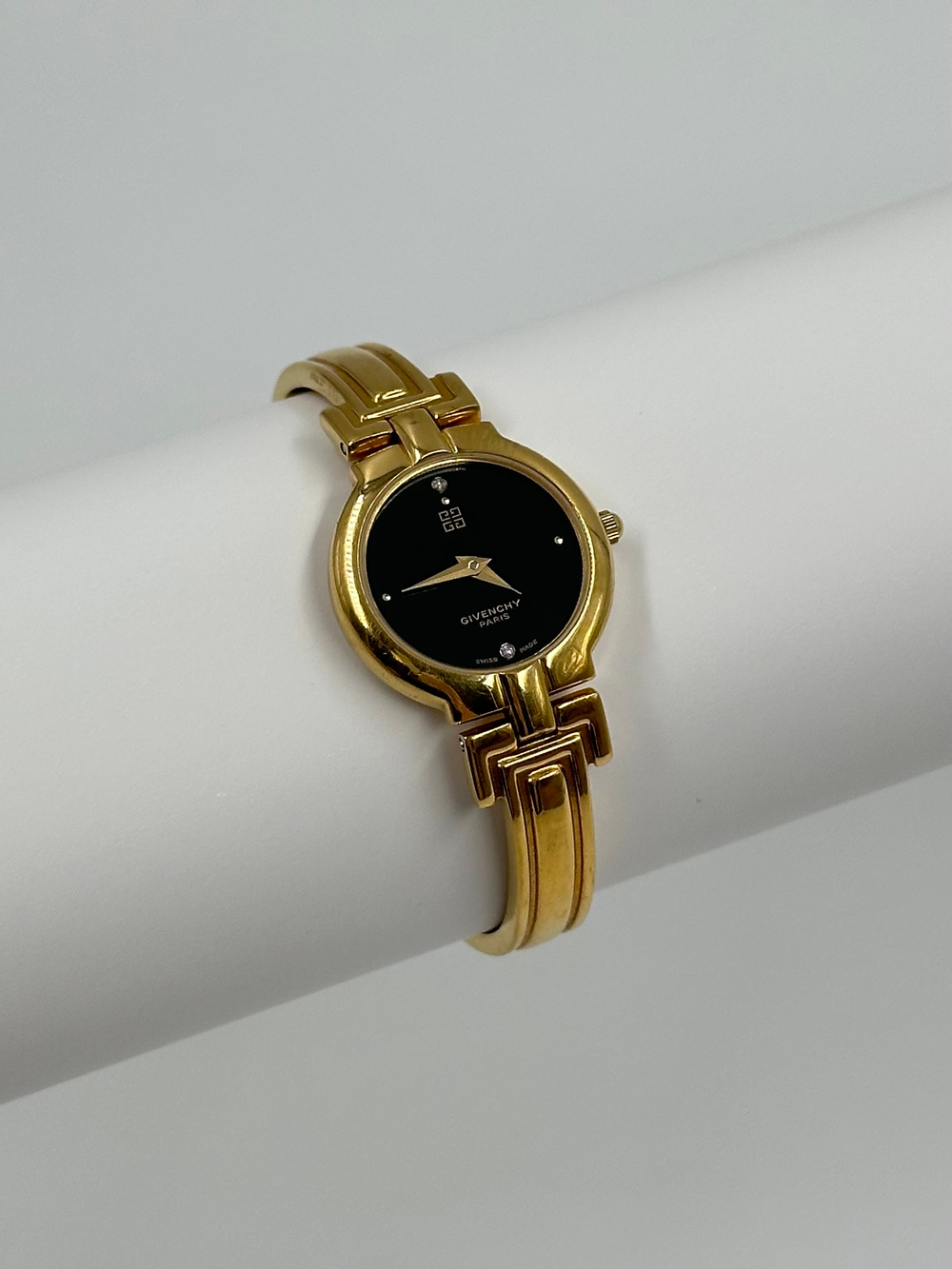 Часы Givenchy Millesime