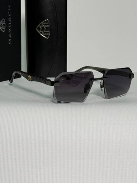 Солнцезащитные очки MAYBACH