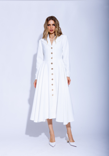 Женское белое платье миди на пуговицах