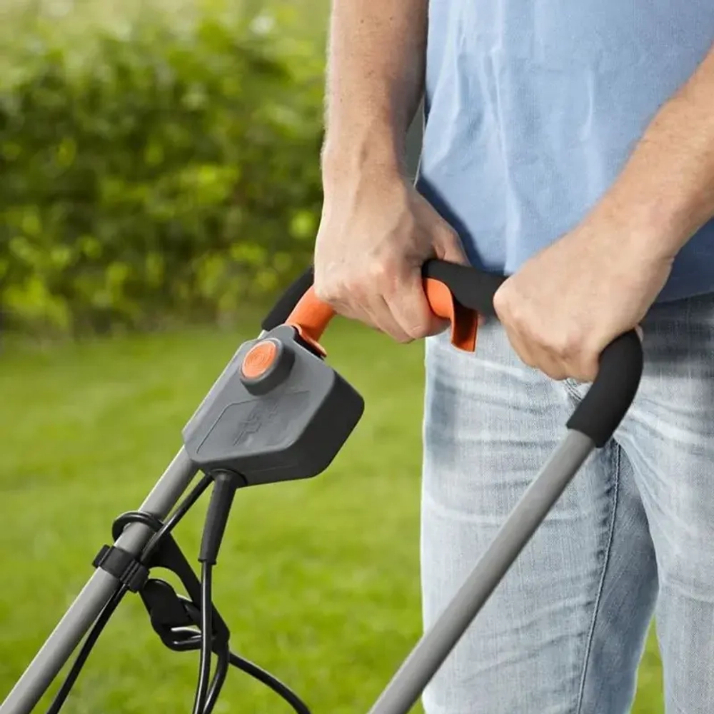 Газонокосилка Gardena PowerMax 1100/32