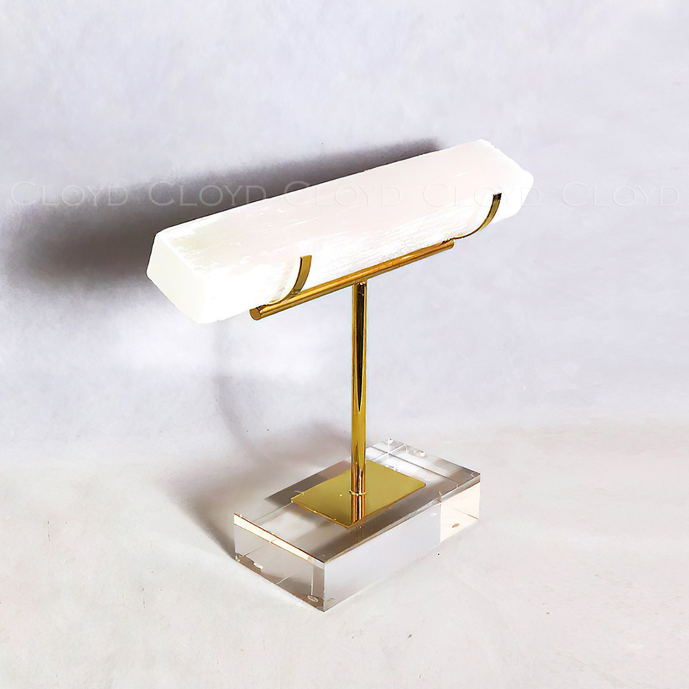 Статуэтка Cloyd арт.50180 / выс. 15 см - золото / серия 1645