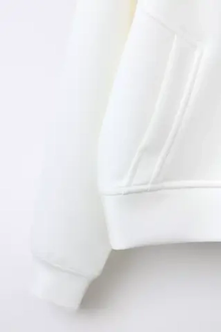 ZARA ТОЛСТОВКА С НАДПИСЬЮ ИЗ МОДАЛА, БЕЛЫЙ