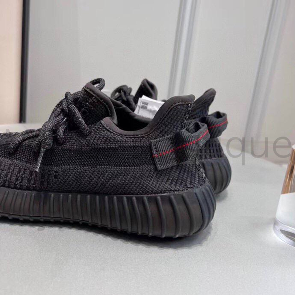 Кроссовки Adidas X Yeezy Boost 350 V2 Core Black