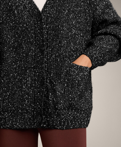 Oysho Кардиган с V-образным вырезом из непсов и 27% шерсти, черный