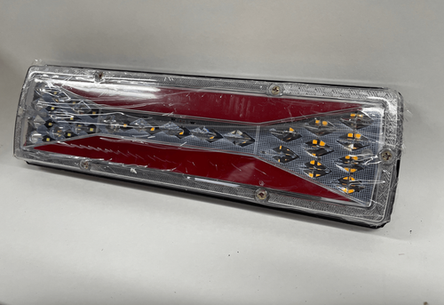 031-1 / Задние фонари 12 вольт / 2 шт. Комплект