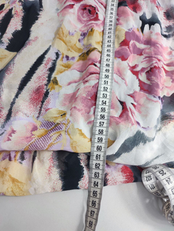 Блузка Enjoy с цветами 48 размер