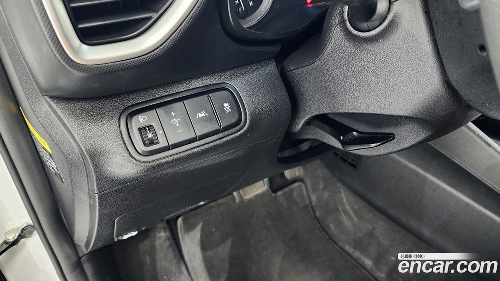 Hyundai Venue 1.6 Smart (11.2019)