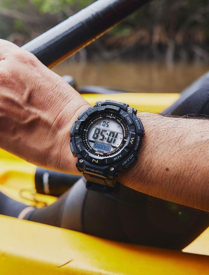 Наручные часы Casio PRG-340SC-2D