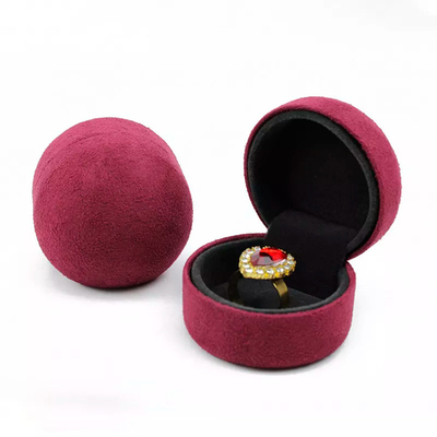 Футляр пластиковый с оклейкой, серия "ГЕКТОР", 51х48х46 мм