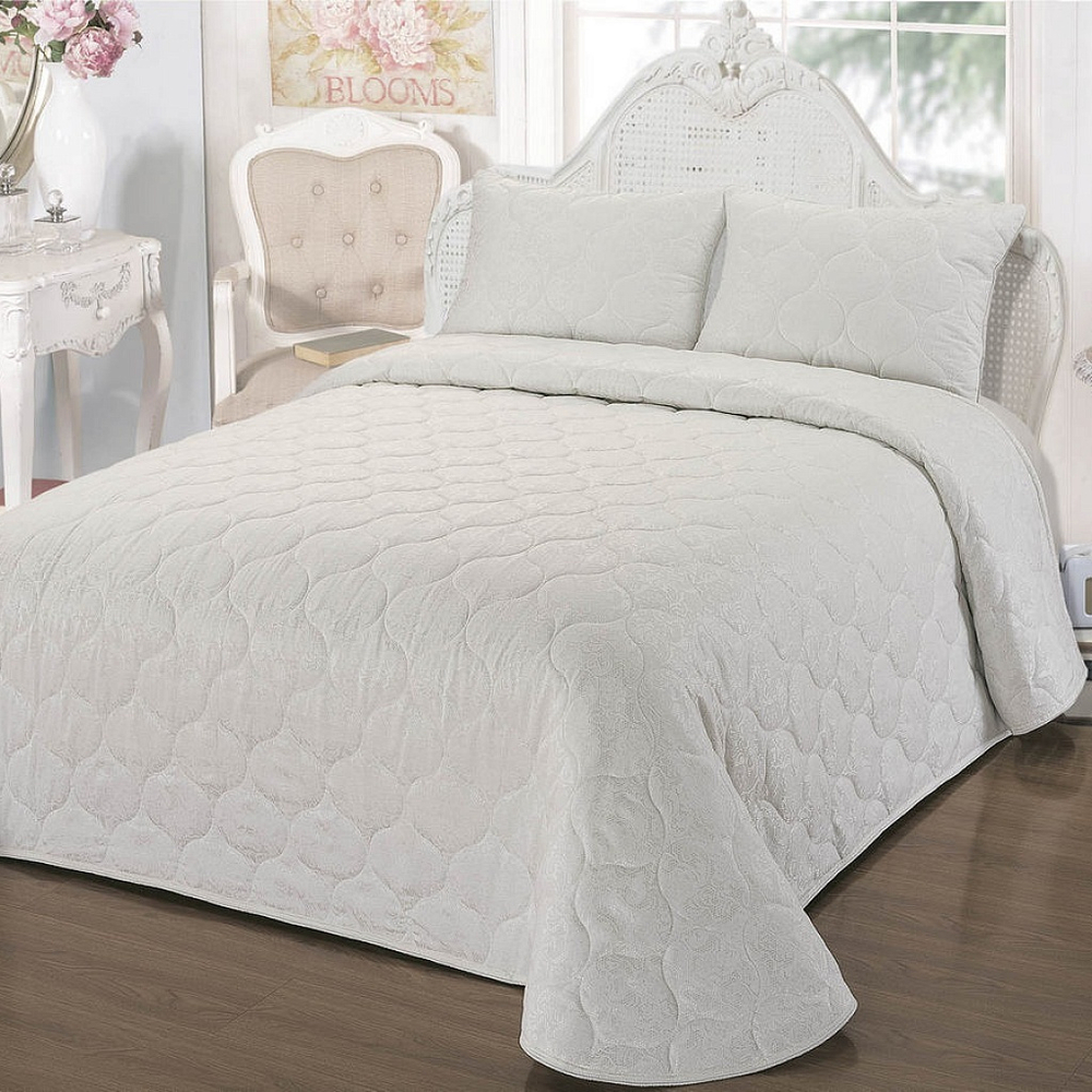 Покрывало 240х260 и 2 наволочки Sofi De MarkO Тесса молочное Китай